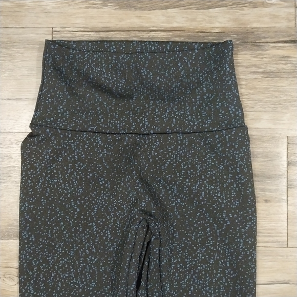 Echt Print High Rise Scrunch Leggings Size xs Womens Black Workout Stretch Pants - Picture 3 of 9